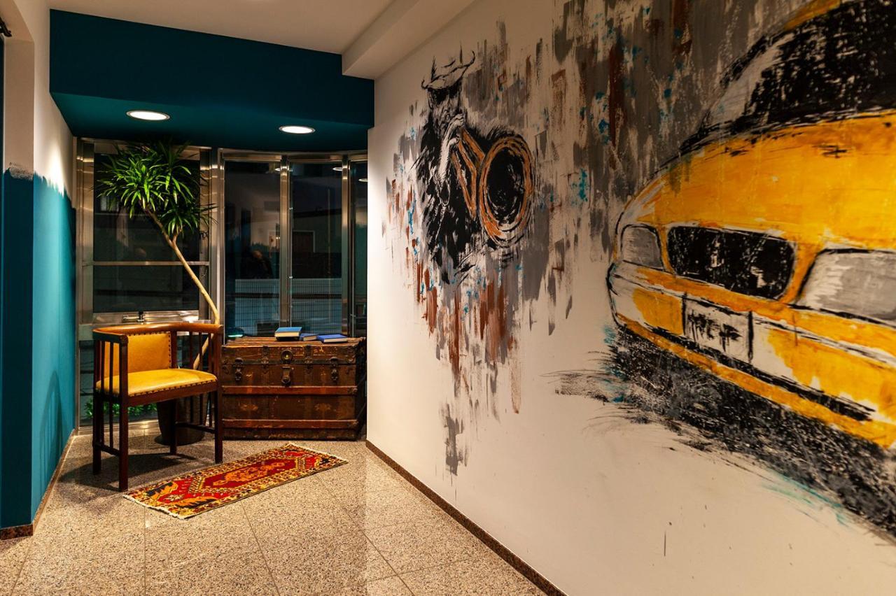 Hotel Toms Токио Экстерьер фото